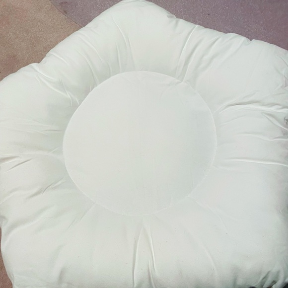 Pet Teepee Dog Tent House Cat Bed with Thick Canvas Cushion - Picture 4 of 4